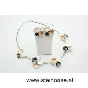 Mode-Collier mit Glas-Opal